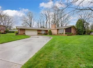 5596 Hugh Dr, Dayton, OH 45459