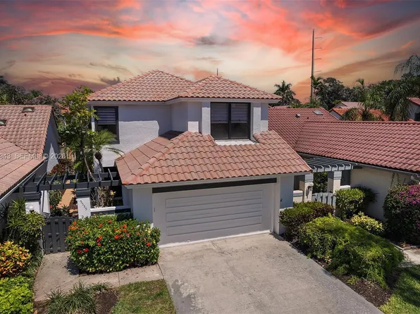 5535 Eton Ct, Boca Raton, FL 33486