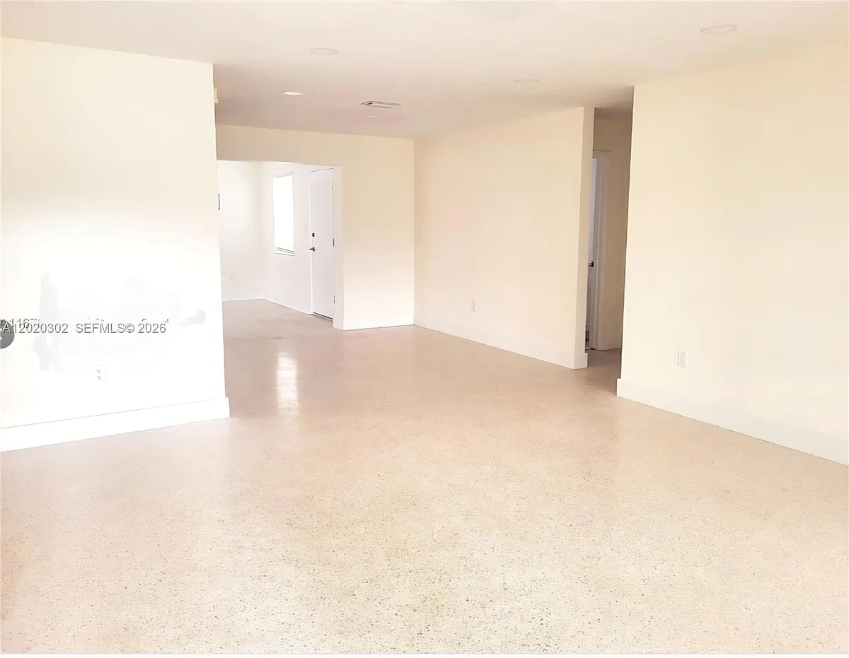 Building Photo - 1145 Meadowlark Ave