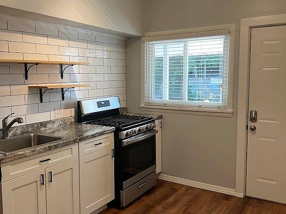 3rd image of 510 McDonald St APT 1