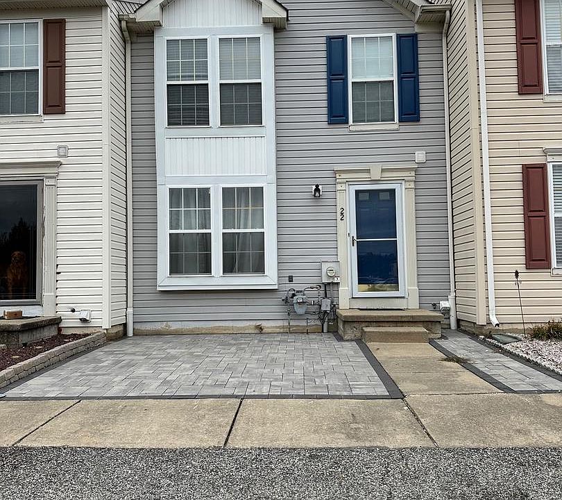 1st image of 22 Carper St