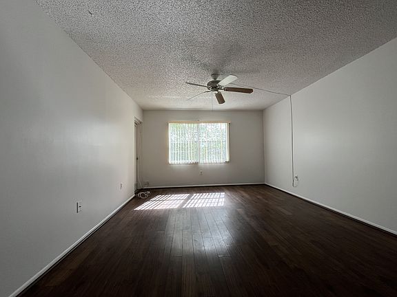 3rd image of 4334 NW 9th Ave #92