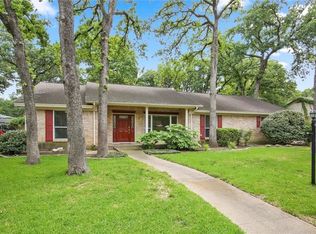 203 Shelmar Dr, Euless, TX 76039