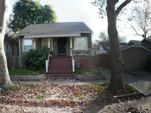 319 25th St, Sacramento, CA 95816