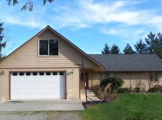 191 Parker Ln, Crescent City, CA 95531