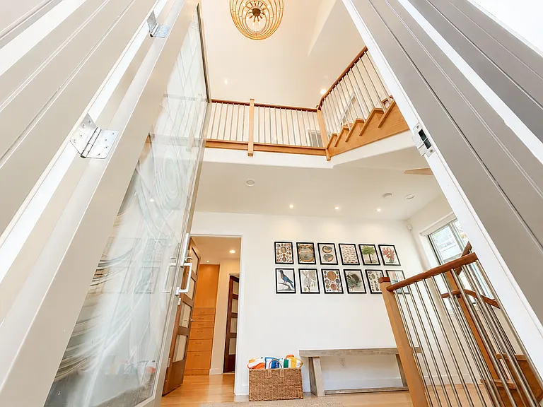 2242 Circle Dr — Photo 8
