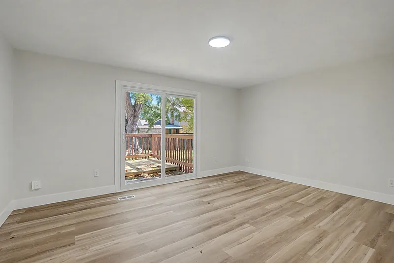 Thumbnail 18