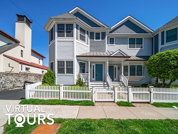 3rd image of 207A Ashford Ave