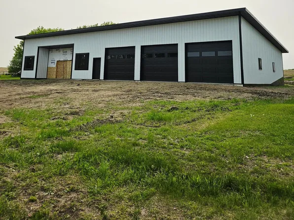 24383 Twilight Ln, Pelican Rapids, MN 56572