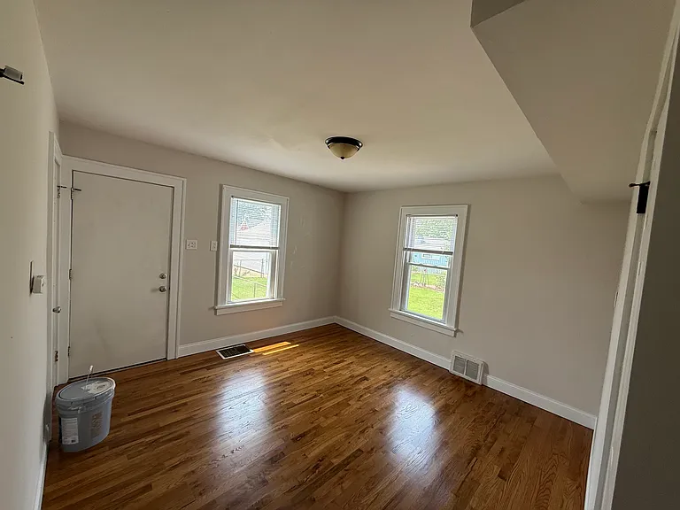 5420 Robert Ave — Photo 4