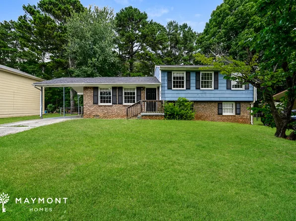 2472 Hartford Dr, Ellenwood, GA 30294