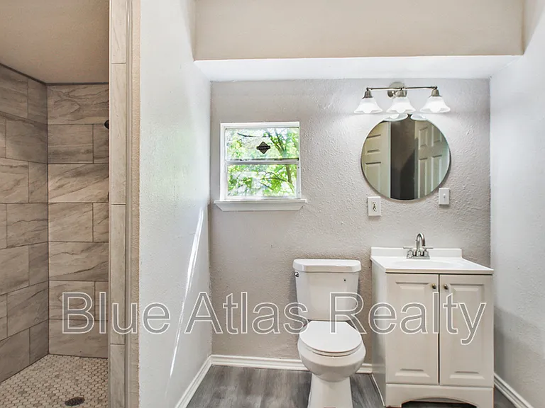 5633 Ramey Ave — Photo 11