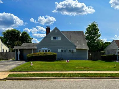 174 Blueberry Lane, Hicksville, NY, 11801