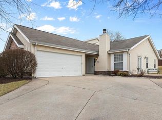 1324 Forest Creek Dr, Saint Peters, MO 63303