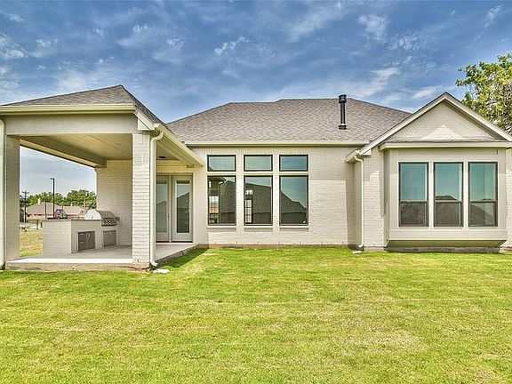 2nd image of 1109 Aviara Ct