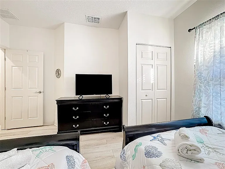 8986 Shine Dr — Photo 15