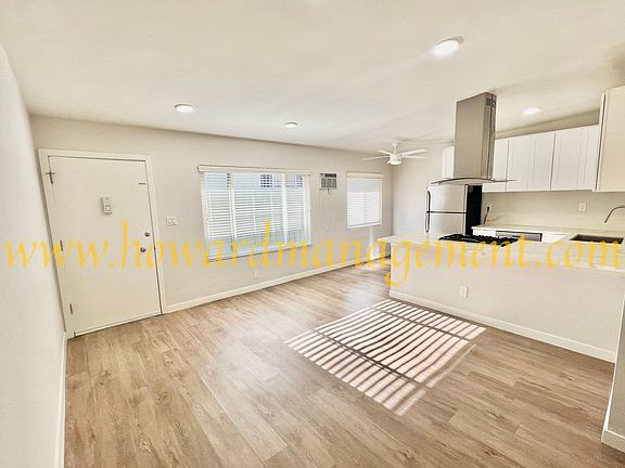 5th image of 2424 Ocean Park Blvd APT 5
