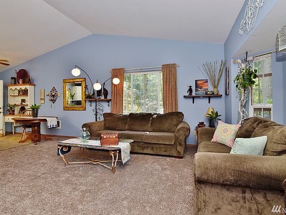 2nd image of 14103 Huckleberry Ln NW