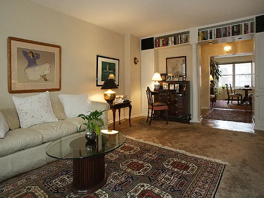 Sold by Sotheby's International Realty | media 16