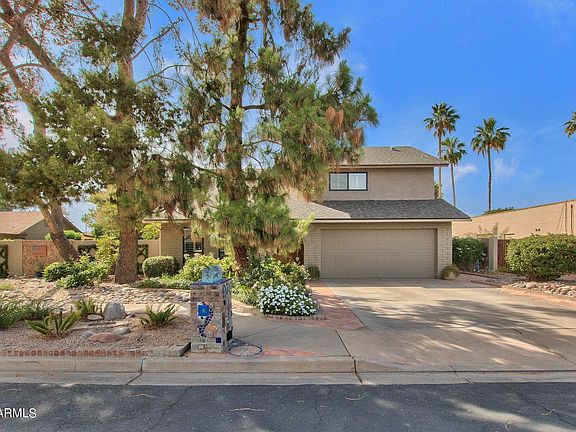 3rd image of 1724 W Milagro Ave