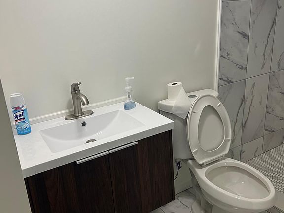 5th image of 160 Cooke St Floor 2