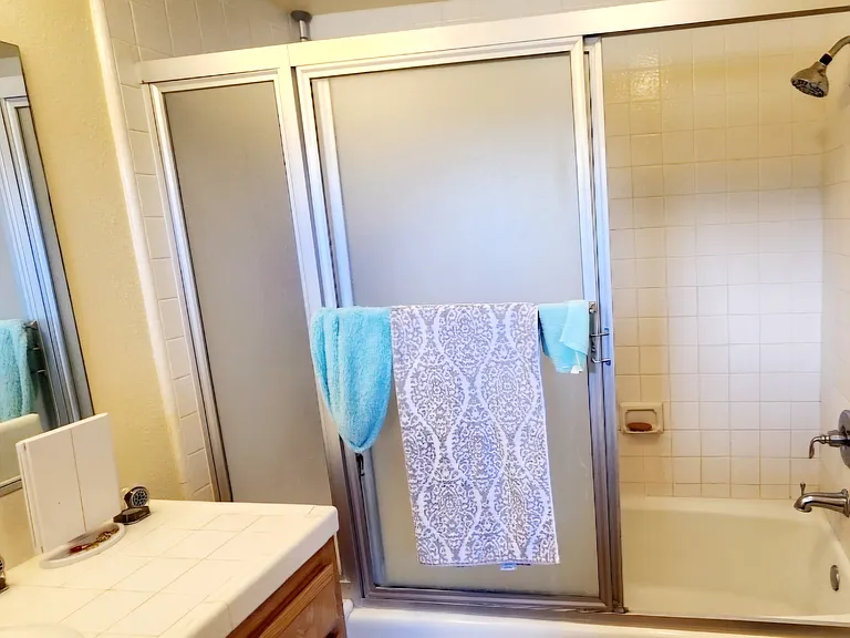 830 N Juanita Ave #4 — Photo 23