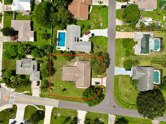 3rd image of 2186 SE Stargrass Street
