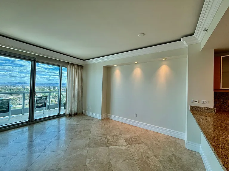 322 Karen Ave #1705 — Photo 6