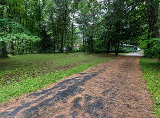 126 Sand Hill Rd, Essex Junction, VT 05452