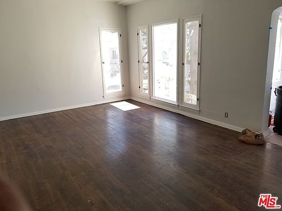 2nd image of 2733 W 42nd St