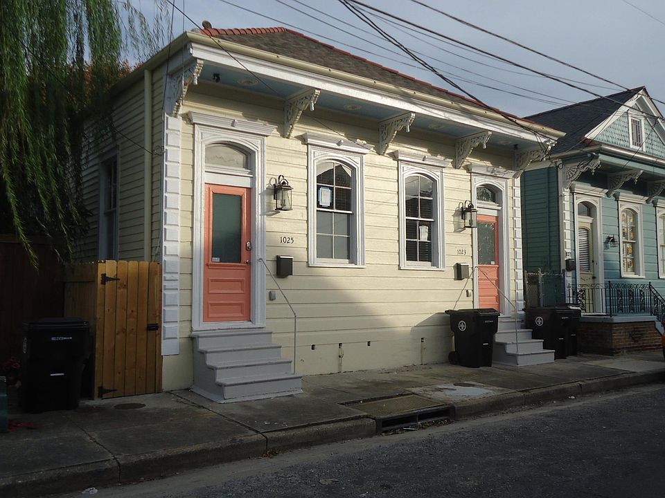 1st image of 1025 Piety St