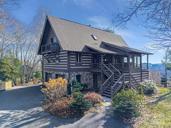 135 Grouse Point Rd, Maggie Valley, NC 28751