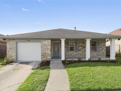 6045 Erin Dr, New Orleans, LA, 70126