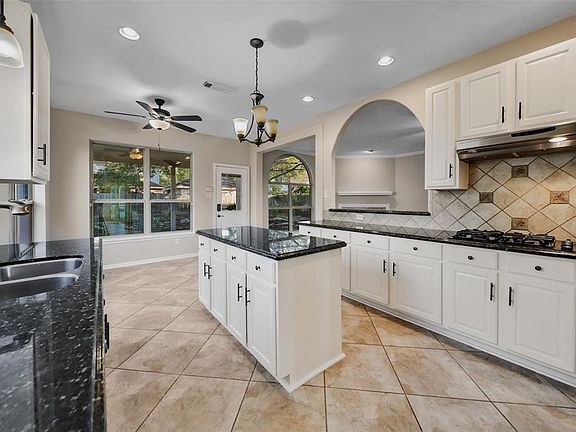 5th image of 14303 Cypress Green Dr
