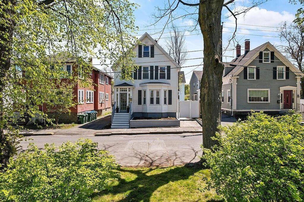 13 Brooks Park, Medford, MA 02155 Zillow