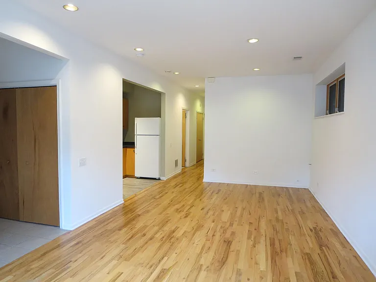 1745 N Honore St — Photo 3