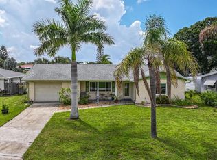 105 12th St SW, Ruskin, FL 33570