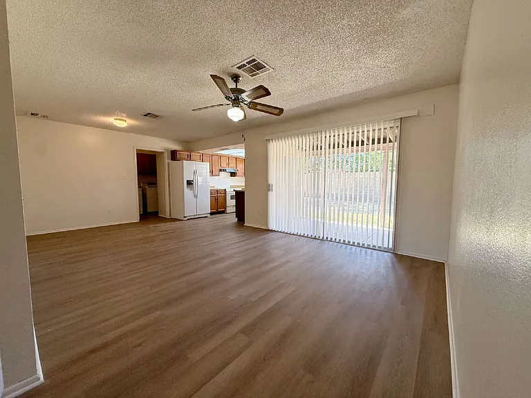 4138 W Campo Bello Dr — Photo 5