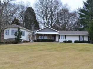 2470 Centerpoint Rd, Hendersonville, TN 37075