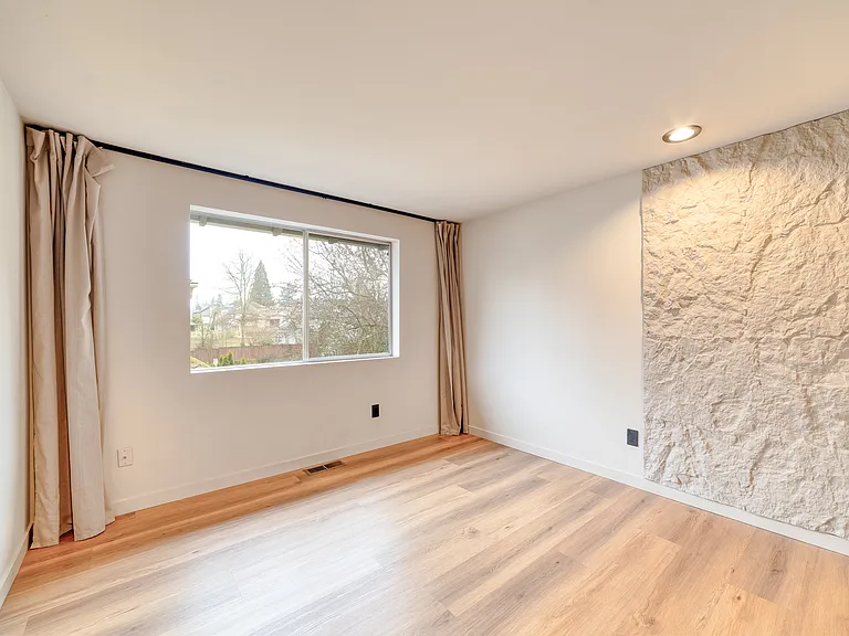 10012 SE 247th Pl — Photo 11