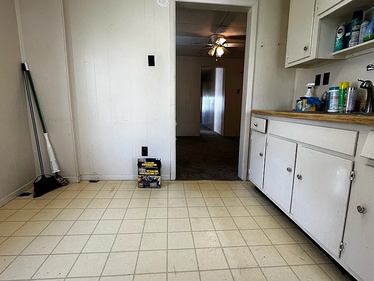 613 Louise Ave — Photo 4