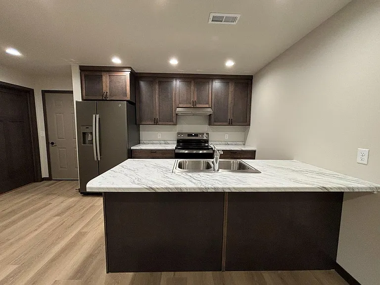 WestSide Apartments — Photo 19