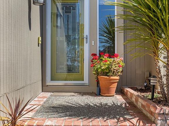 4th image of 730 Avenue Balboa