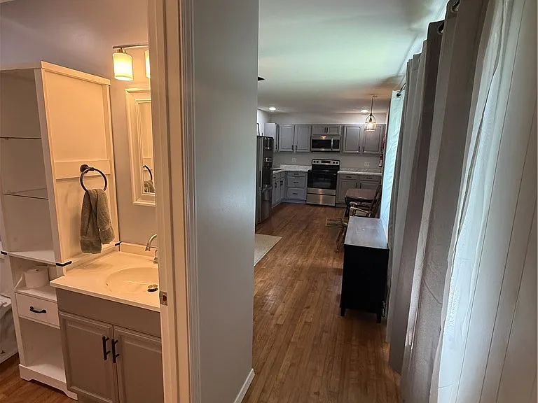 4048 Port St — Photo 13