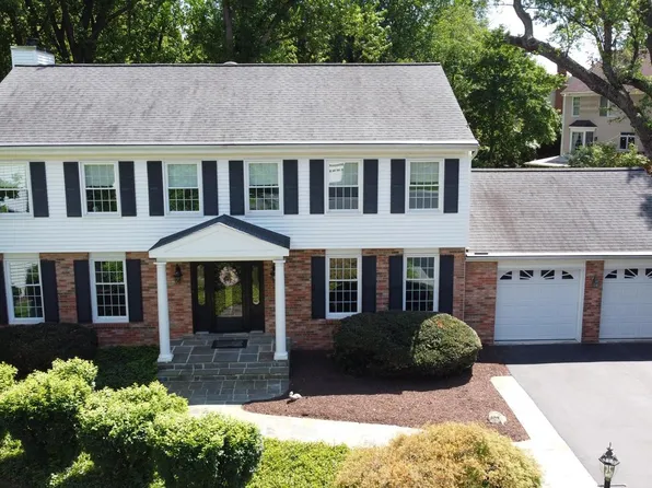 14404 Kings Grant St, Gaithersburg, MD 20878