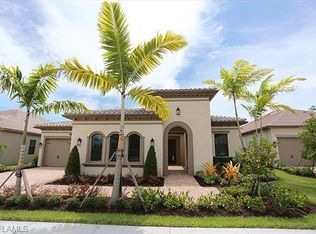 9465 Greenleigh Ct, Naples, FL 34120