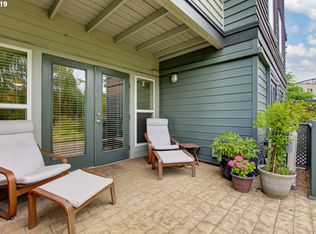 4970 SW Landing Dr APT 103, Portland, OR 97239