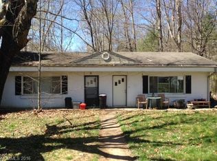 203 Rowland Rd, Swannanoa, NC 28778