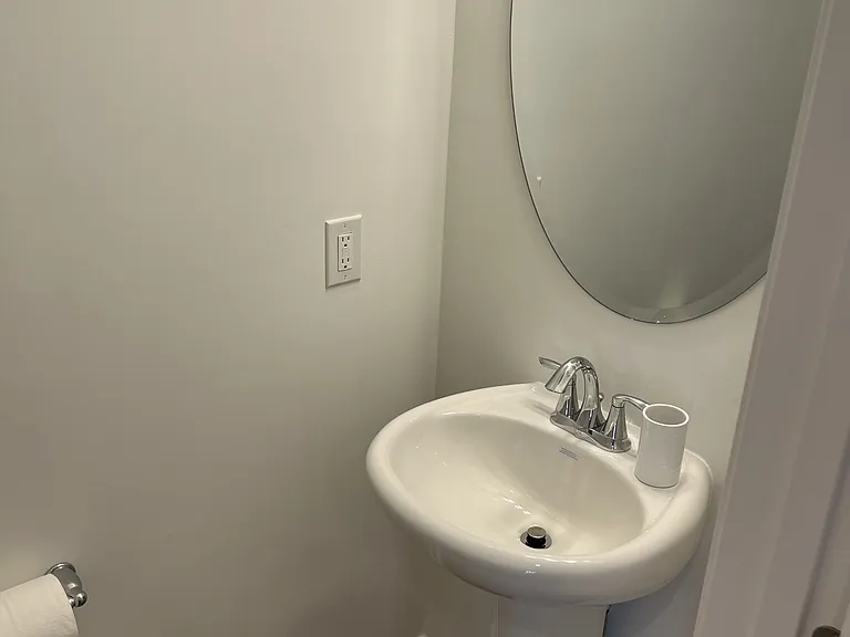 230 Banbury Dr — Photo 12