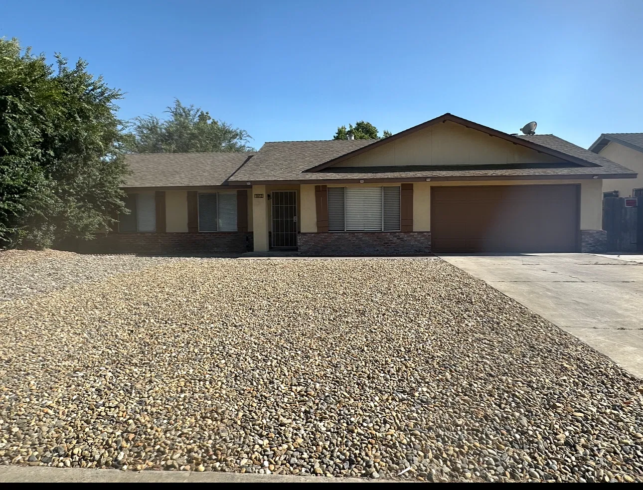 1612 River Rd — Photo 1